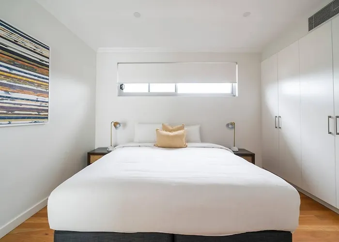 'Starlight' A Slice Of The Hollywood Hills In Bexley